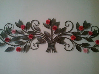 Wire tree with paper flowers