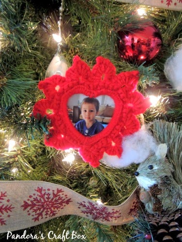 Crochet, Christmas ornament, heart crochet, picture ornament, Crochet, Christmas ornament, heart crochet, picture ornament,