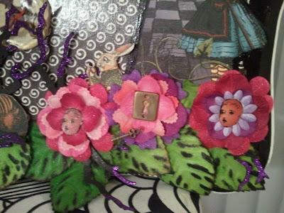 Graphic 45, paper crafts, frame, crafts, alice in wonderland art, tutorial, paper, 