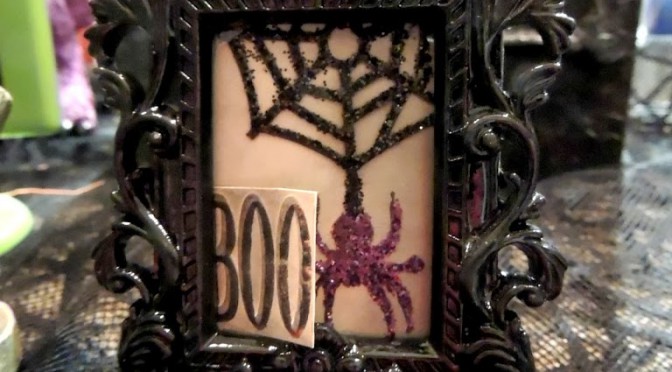 spider-mini-Halloween-tag