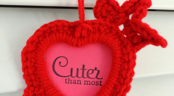 valentine-crochet-hearts-and-arrow-tutorial