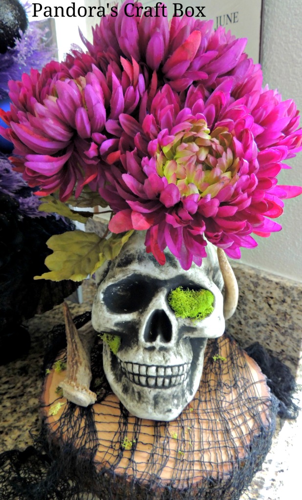 Halloween decor, Halloween center piece, Halloween skull