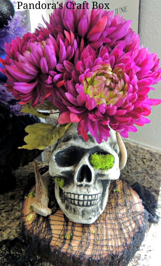 Halloween decor, Halloween center piece, Halloween skull