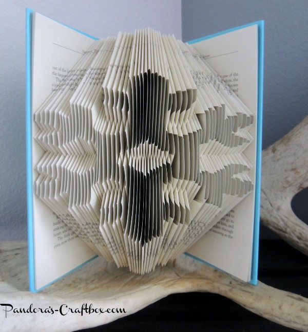 book folding, book folding origami, book folding pattern, snowlflake pattern, origami